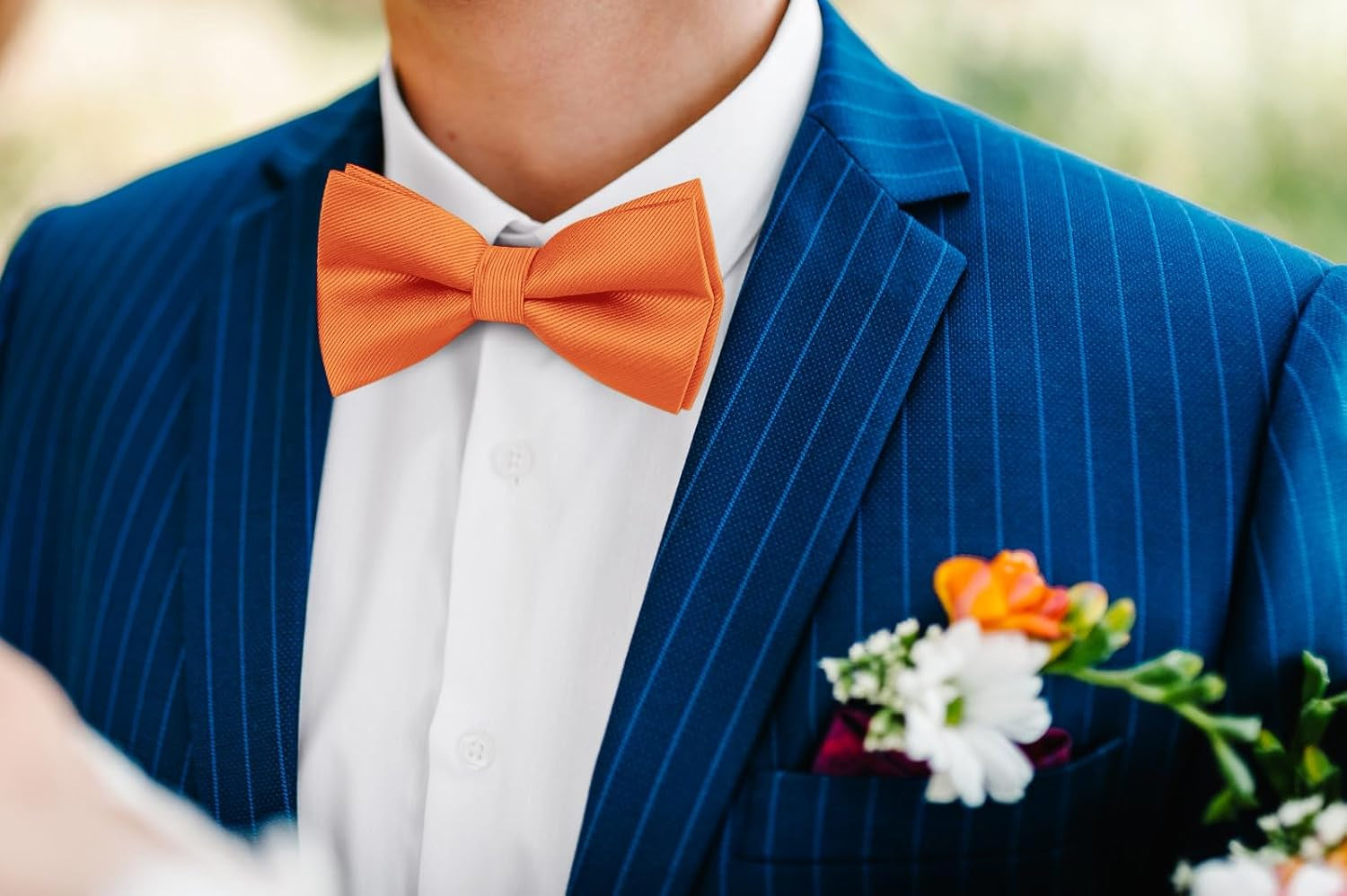 Mens Bow Ties Solid Color Pre Tied Bowtie and Pocket Square Set Classic Formal Tuxedo Bowties for Wedding Party